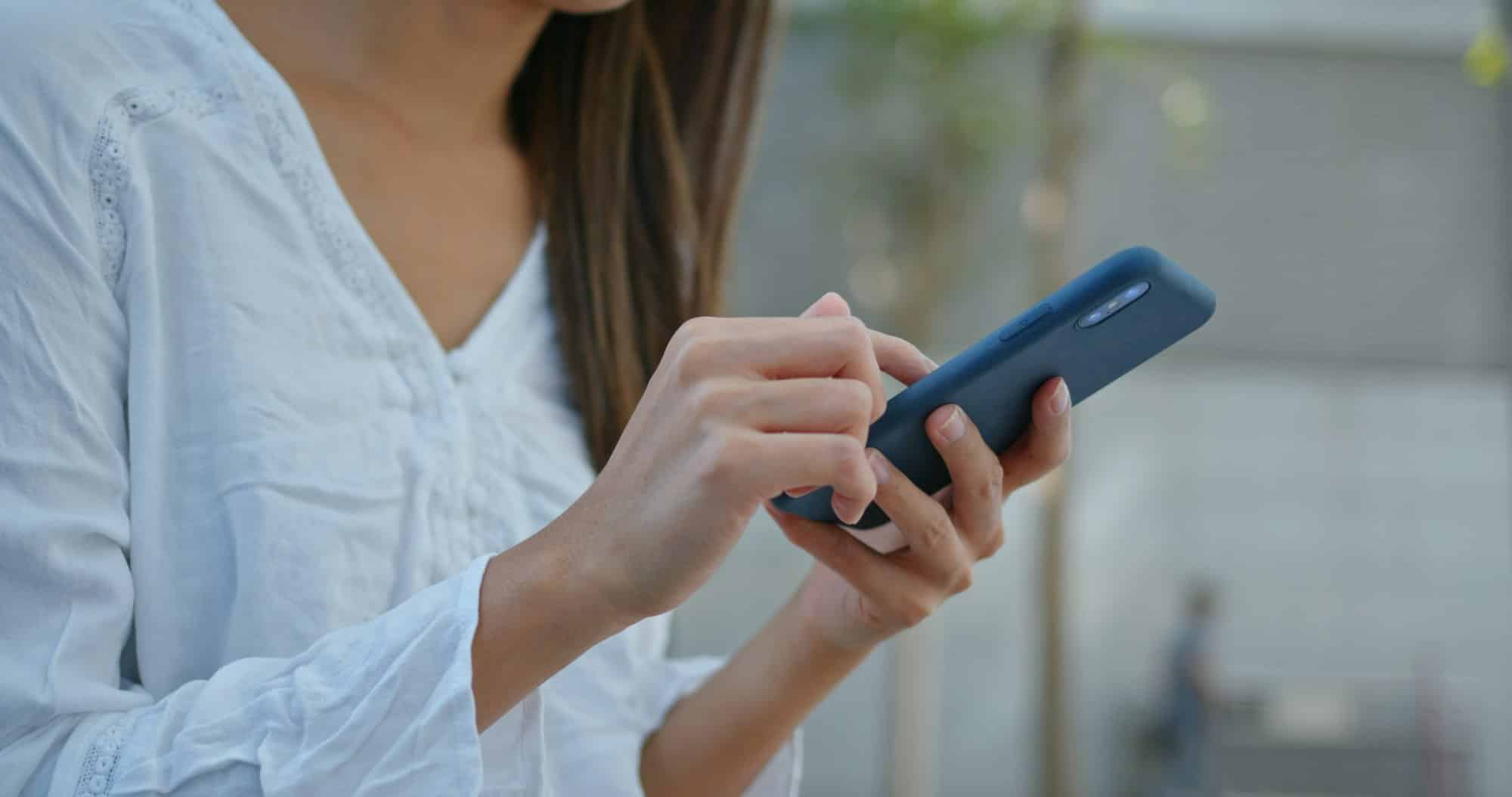 Comment personnaliser les offres et les réductions dans les SMS de fidélisation?